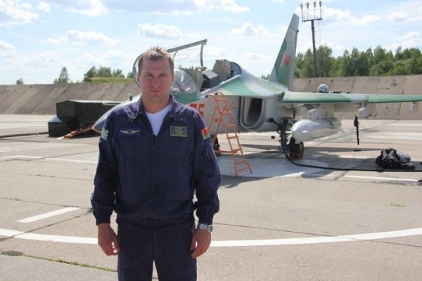 Каким был разбившийся под Барановичами лидский летчик — рассказывают дрогичинские родственники семьи Ничипорчик Каким был разбившийся под Барановичами лидский летчик — рассказывают дрогичинские родственники семьи Ничипорчик