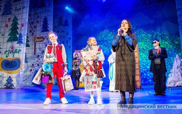 
			На театральной сцене впервые выступили дети с кохлеарными имплантами		