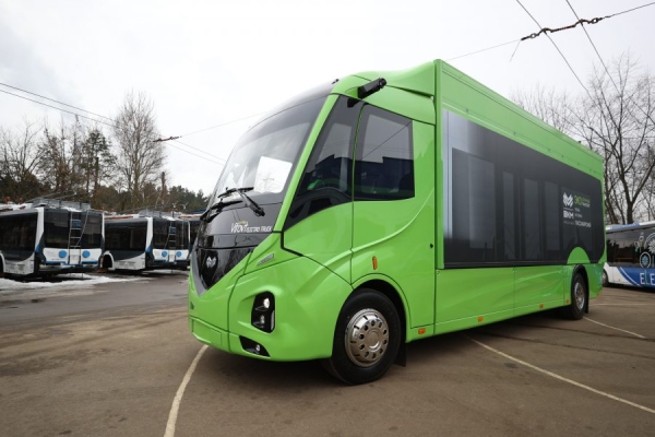 Технологичный и экологичный. В столице представили белорусский электрогрузовик