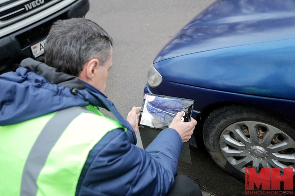 В Заводском районе активно очищают улицы и дворы от автохлама. Что нужно знать автовладельцам В Заводском районе активно очищают улицы и дворы от автохлама. Что нужно знать автовладельцам