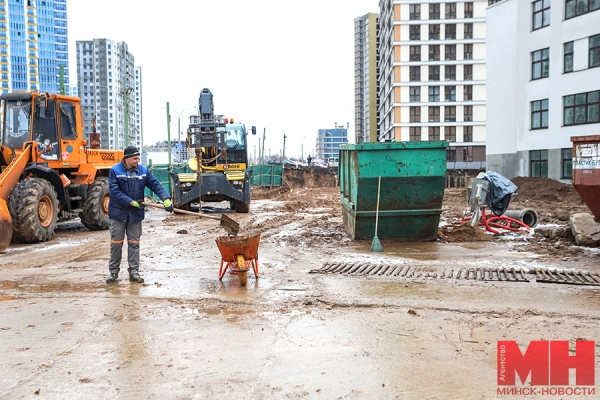 «Урны сдуло ветром». Рейд по стройплощадкам: какие нарушения нашли