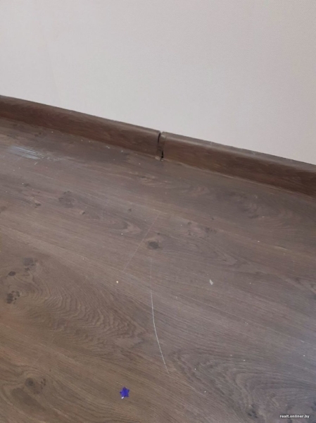 «Ущерб такой, что цена квартиры упала на $10 000». Минчанин сдал жилье девушке и пожалел «Ущерб такой, что цена квартиры упала на $10 000». Минчанин сдал жилье девушке и пожалел