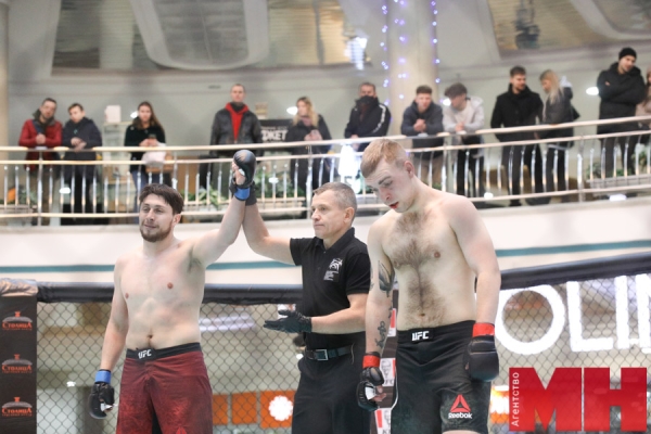 Около 40 бойцов и множество зрителей: в ТЦ «Столица» прошел чемпионат страны по ММА