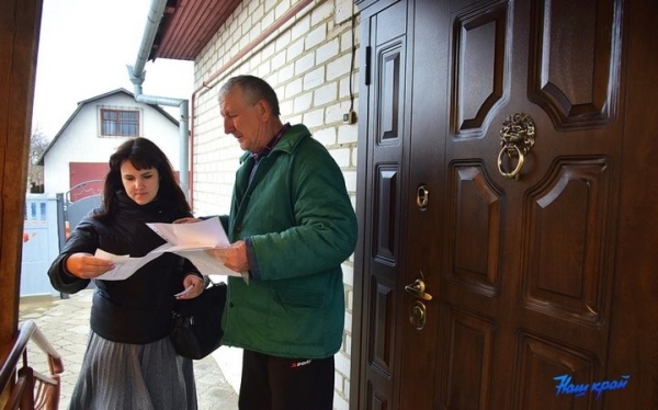 Пенсионеры из Барановичей: «Заплатили большие деньги, а теперь дверь хоть выкинь» Пенсионеры из Барановичей: «Заплатили большие деньги, а теперь дверь хоть выкинь»