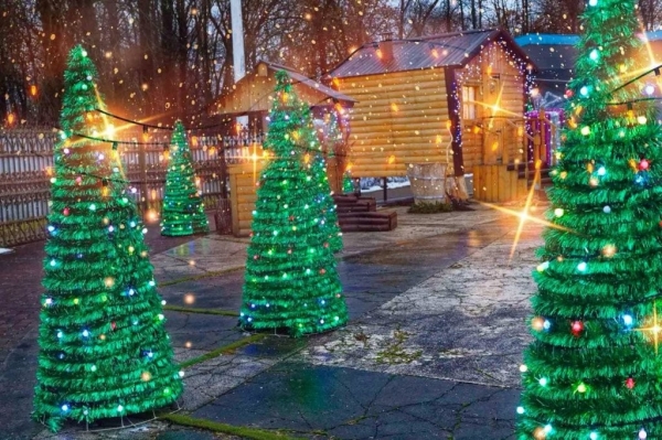 В парке открылась усадьба Берестейского Деда Мороза В парке открылась усадьба Берестейского Деда Мороза