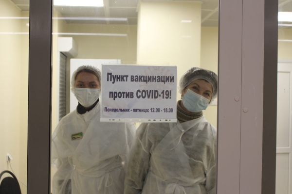 «Мы максимально приблизились к людям». Как работает новый пункт вакцинации в минской подземке «Мы максимально приблизились к людям». Как работает новый пункт вакцинации в минской подземке