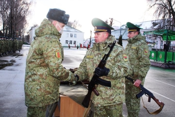 Первые боевые стрельбы состоялись у нового пополнения Пинского погранотряда Первые боевые стрельбы состоялись у нового пополнения Пинского погранотряда
