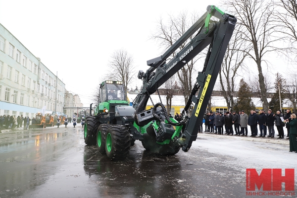 «Мы заложили основы успешной работы на 2022 год». Холдинг «АМКОДОР» отмечает 95-летие со дня основания