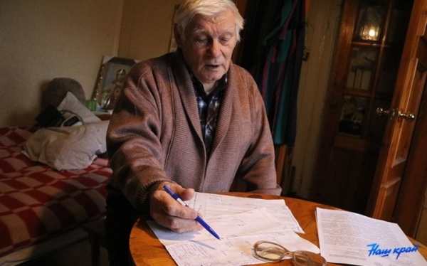 Стоянки против грядок или что-то большее? Соседская война разразилась в Барановичах Стоянки против грядок или что-то большее? Соседская война разразилась в Барановичах