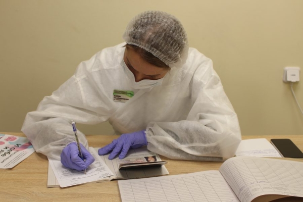 «Мы максимально приблизились к людям». Как работает новый пункт вакцинации в минской подземке «Мы максимально приблизились к людям». Как работает новый пункт вакцинации в минской подземке